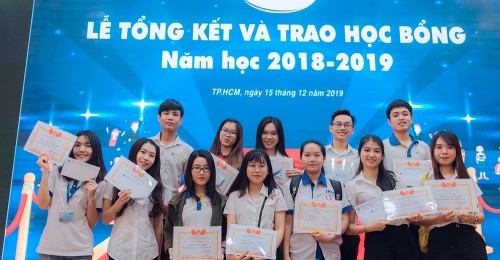 ĐẠI HỌC CÔNG NGHỆ GIAO THÔNG VẬN TẢI